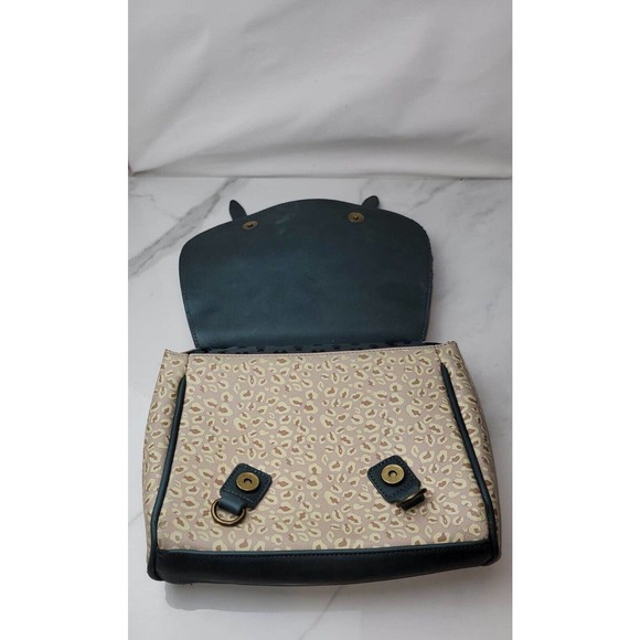 Loungefly Disney Mickey, Pluto & Leopard Crossbody Purse Bag Green Tan - Picture 12 of 13